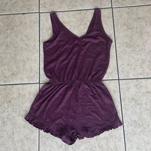 Hollister Gilly Hicks: Extra soft romper